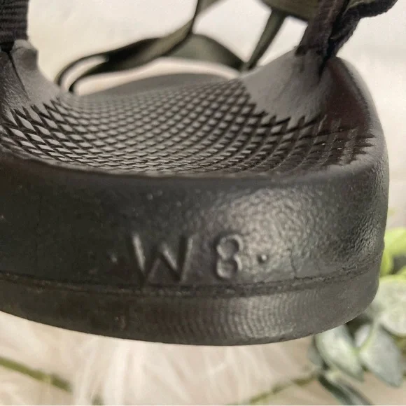 CHACO WOMEN’S GREEN STRAP SANDALS WOMEN’s 8 - Picture 7 of 8